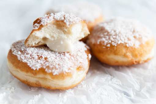 8 Best Doughnut Shops in Illinois!