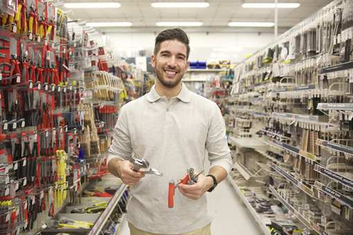 9 Best Hardware Stores in Illinois!