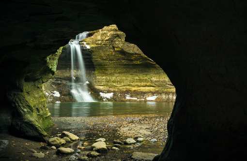 15 Best Hiking Trails in Illinois!