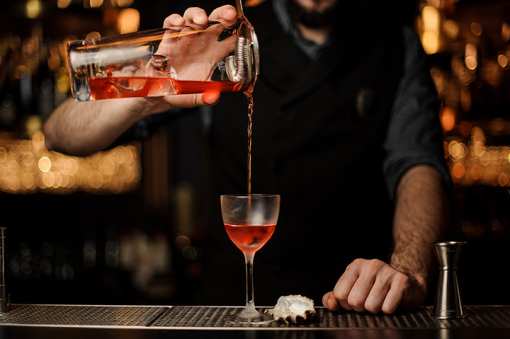 10 Best Speakeasies in Illinois!